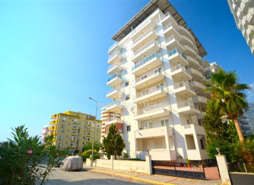 Two bedroom apartment, equipped with furniture and appliances, 50 meters from the sea, Mahmutlar, Alanya 110 m2 ID-7437 фото-1