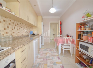 Three bedroom apartment, with a separate kitchen, equipped with furniture and appliances, 100 meters from the center of Mahmutlar, Alanya, 160 m2 ID-7443 фото-6