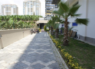 Furnished apartment 2 + 1 with a separate kitchen in a premium residence in Mahmutlar ID-7450 фото-34