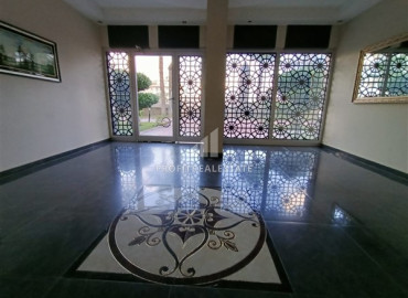 Отличная линейная квартира с четырьмя спальнями в элитной резиденции в Джикджилли ID-7453 фото-4