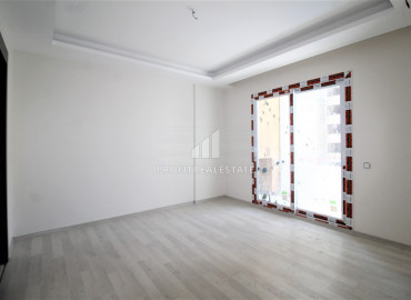 Spacious two-bedroom apartment in a new residence with a swimming pool, 250m from the sea in Mersin - Tece ID-7464 фото-8