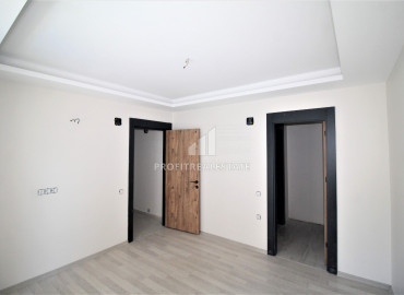 Просторная квартира с двумя спальнями в новом комплексе с бассейном, в районе Мерсина - Соли ID-7464 фото-10