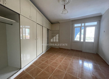 Large view apartment 3 + 1 with a separate kitchen by the sea in the Soli microdistrict, Mezitli ID-7466 фото-3