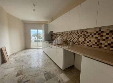 Большая видовая квартира с отдельной кухней в микрорайоне Давултепе, Мезитли, в 50м от моря ID-7486 фото-4