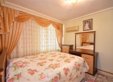 Furnished apartment 2 + 1 with a separate kitchen on the main street of Mahmutlar, 150m from the sea ID-7496 фото-11
