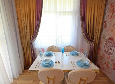 Spacious two bedroom apartment with a rich interior and a separate kitchen, Mahmutlar, Alanya, 130 m2 ID-7503 фото-8