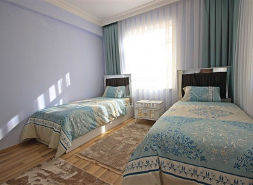 Spacious two bedroom apartment with a rich interior and a separate kitchen, Mahmutlar, Alanya, 130 m2 ID-7503 фото-14