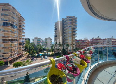 Cozy two bedroom apartment, equipped with furniture and appliances, just 150 meters from the sea, Mahmutlar, Alanya, 110 m2 ID-7535 фото-11