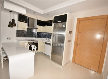 Большая квартира 1+1 по отличной цене в элитном комплексе у подножия Торосских гор в Махмутларе ID-7540 фото-5