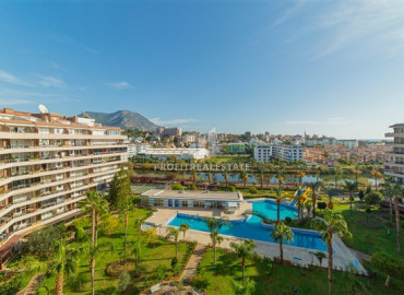 Two-bedroom apartment in a residence with rich facilities, 200 meters from the beach, Tosmur, Alanya, 115 ID-7541 фото-8