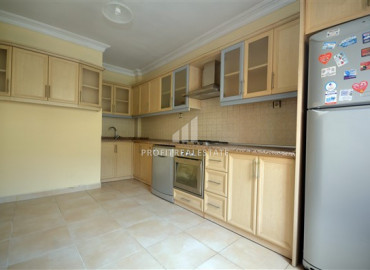 Large two-bedroom apartment in the very center of Alanya, by the Cleopatra beach, at a great price! ID-7548 фото-3