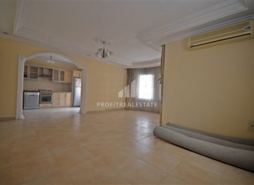 Large two-bedroom apartment in the very center of Alanya, by the Cleopatra beach, at a great price! ID-7548 фото-5