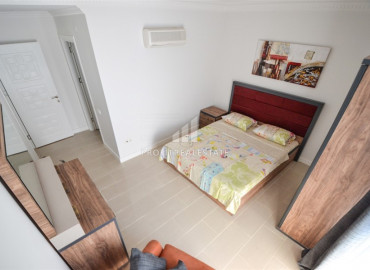 Cozy apartment 2 + 1, with furniture and appliances, residence with two swimming pools, Cikcilli, Alanya, 95 m2 ID-7615 фото-6