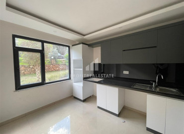 Spacious two-level apartment, with three bedrooms and a separate kitchen, in Kargicak, Alanya, 260 m2 ID-7616 фото-4