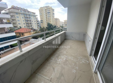 Two-bedroom apartment, unfurnished, just 100 meters from the center of Mahmutlar, Alanya, 105 m2 ID-7630 фото-9