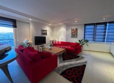 Furnished penthouse, 270m², on the central street of Mahmutlar, 100m from the sea ID-7640 фото-1