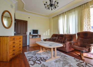 Furnished two bedroom apartment with a separate kitchen, 200 meters from Cleopatra Beach, Alanya ID-7641 фото-4
