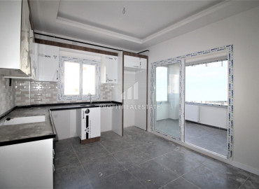 Новая большая трехкомнатная квартира в Соли, района Мезитли, по привлекательной цене ID-7670 фото-1
