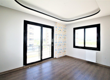 Газифицированная квартира 3+1 с отдельной кухней в новой резиденции у моря в Тедже, Мерсин ID-7684 фото-17