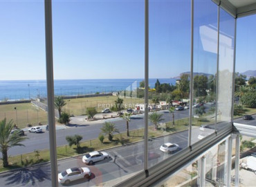 Spacious furnished duplex 3 + 1 overlooking the Mediterranean Sea and the Alanya fortress in Kestel ID-7706 фото-16