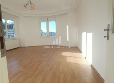 Resale property in Oba: spacious five-bedroom duplex penthouse 250m from the sea. ID-7721 фото-3