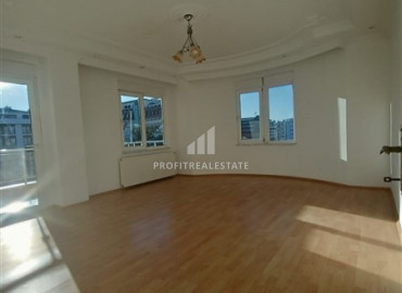 Resale property in Oba: spacious five-bedroom duplex penthouse 250m from the sea. ID-7721 фото-4