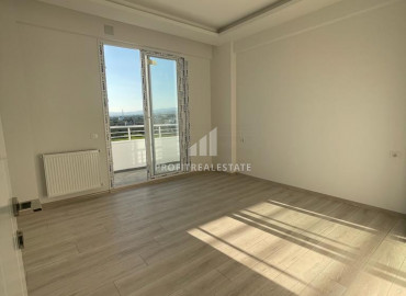 Large apartment 2 + 1 in 400 meters from the center of the Soli neighborhood, Mezitli ID-7726 фото-7}}