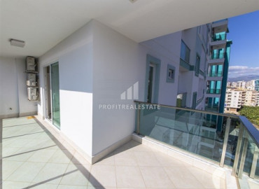 Большая меблированная трехкомнатная квартира на высоком этаже в Махмутларе с видом на море ID-7752 фото-11