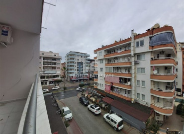 Apartment 1 + 1, renovated and with household appliances, 250 meters from the sea, Makhumtlar, Alanya, 65 m2 ID-7756 фото-6
