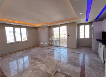 Three bedroom apartment, unfurnished, in a well-maintained residential residence Mahmutlar, Alanya 140 m2 ID-7797 фото-2