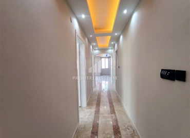 Three bedroom apartment, unfurnished, in a well-maintained residential residence Mahmutlar, Alanya 140 m2 ID-7797 фото-5