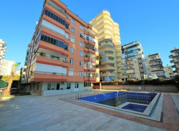 Spacious apartment 2 + 1 with a separate kitchen, fully furnished, 200 meters from the center of Mahmutlar, Alanya, 130 m2 ID-7808 фото-1