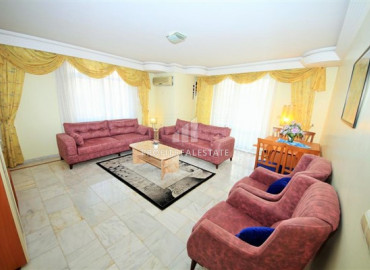 Spacious apartment 2 + 1 with a separate kitchen, fully furnished, 200 meters from the center of Mahmutlar, Alanya, 130 m2 ID-7808 фото-2