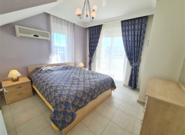 Two-level apartment with three bedrooms, a private jacuzzi and a large terrace of 70 m2, Mahmutlar, Alanya, 240 m2 ID-7820 фото-5