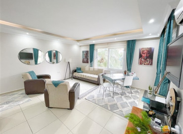 Furnished two bedroom apartment 100 meters from the center of Mahmutlar, Alanya, 110 m2 ID-7825 фото-1
