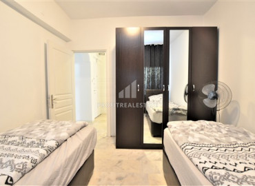 Duplex apartment, 2 + 1 layout with furniture and appliances, in the center of Oba, Alanya, 110 m2 ID-7830 фото-6