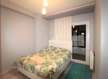 Меблированная двухкомнатная квартира в микрорайоне Чифтликкёй района Енишехир ID-7860 фото-10