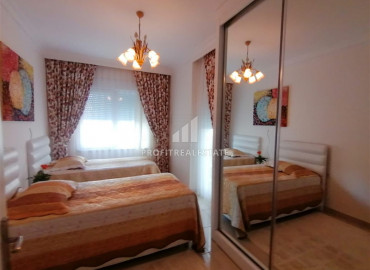 Furnished two-bedroom apartment, 300 meters from the sea, Mahmutlar, Alanya, 70 m2 ID-7900 фото-7