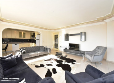 Two bedroom apartment, with a large total area and stunning mountain views, in Mahmutlar, 155 m2 ID-7902 фото-1