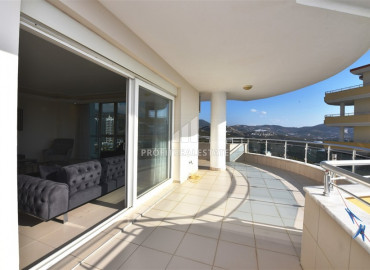 Two bedroom apartment, with a large total area and stunning mountain views, in Mahmutlar, 155 m2 ID-7902 фото-15