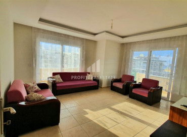 Two bedroom apartment, with a separate kitchen, equipped with furniture and appliances, 250 meters from the sea, Mahmutlar, Alanya, 120 m2 ID-7903 фото-2