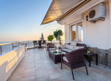 Spacious furnished duplex 2 + 1 with excellent views of the mountains and the sea on the main street of Mahmutlar ID-7906 фото-22