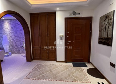 Cozy two bedroom apartment 20 meters from the sea, Mahmutlar, Alanya, 125 m2 ID-7908 фото-7