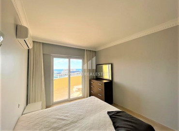 Furnished apartment 2 + 1 in a residence with facilities 600m from the sea in Tosmur ID-7910 фото-7}}