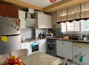 Apartment with three bedrooms and a separate kitchen in a residence with a swimming pool, in the area of Mersin - Soli ID-7915 фото-11}}