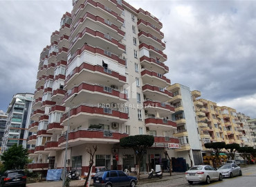 Large two bedroom apartment with a separate kitchen 300m from the sea in Mahmutlar ID-7944 фото-17