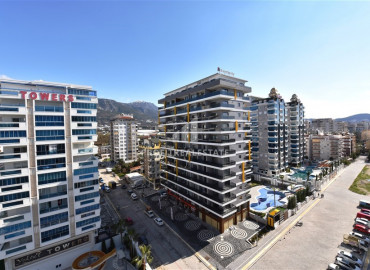 Furnished 1+1 apartment with mountain views in a premium class residence in Mahmutlar ID-7959 фото-22