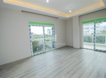 Two bedroom apartment with a separate kitchen, in a new residential residence, in Demirtas, Alanya, 110 m2 ID-7974 фото-2