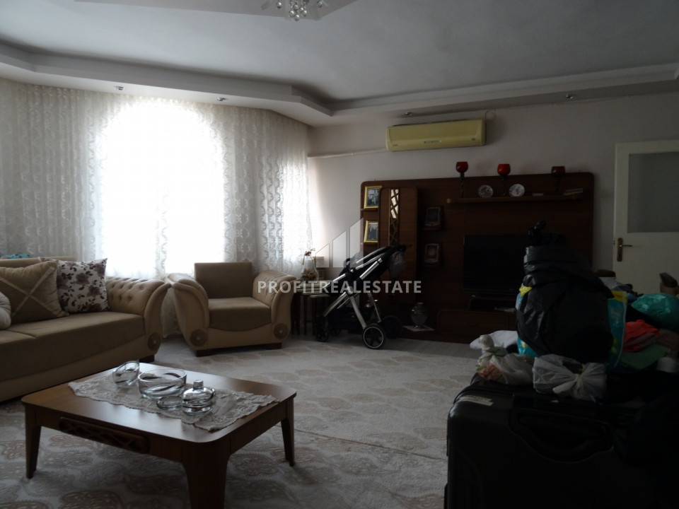 Large apartment with separate kitchen and sea view, 300 meters from the sea in Davultepe, Mezitli ID-7983 фото-1