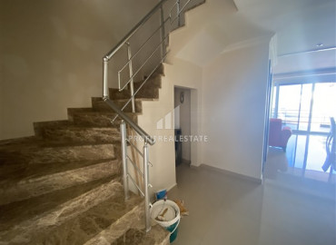 Two-storey villa, equipped with furniture and appliances, in Kargicak, Alanya, 240 m2 ID-8001 фото-6